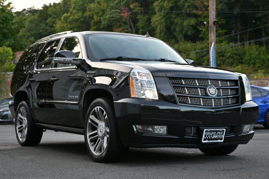 Used 2014 Cadillac Escalade Premium AWD/4WD image 7