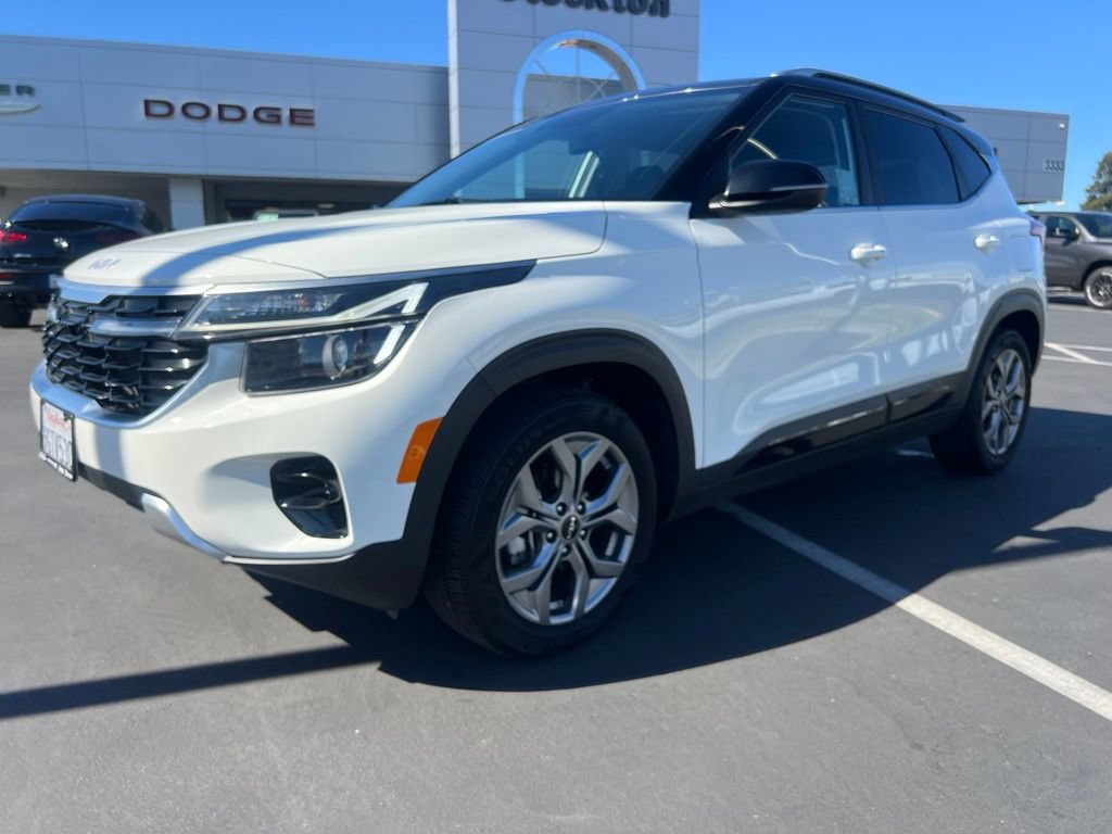 Used 2024 Kia Seltos S FWD image 6
