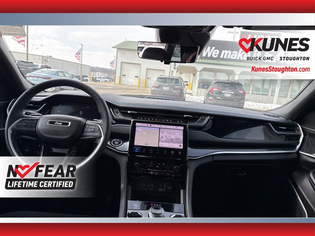 Used 2023 Jeep Grand Cherokee Trailhawk w/ Luxury Tech Group III image 43