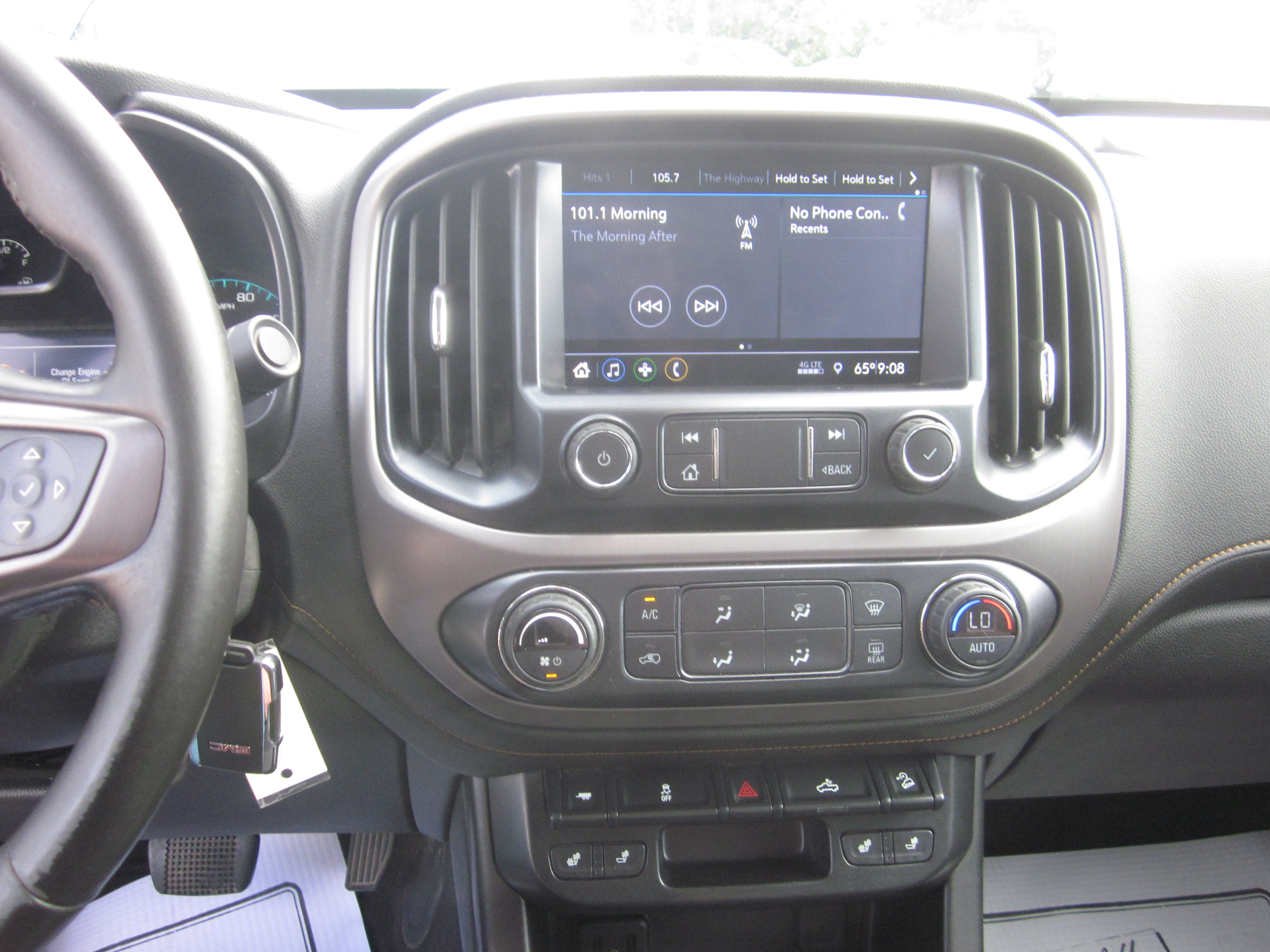 Used 2021 GMC Canyon AT4 w/ Trailering Package AWD/4WD image 16