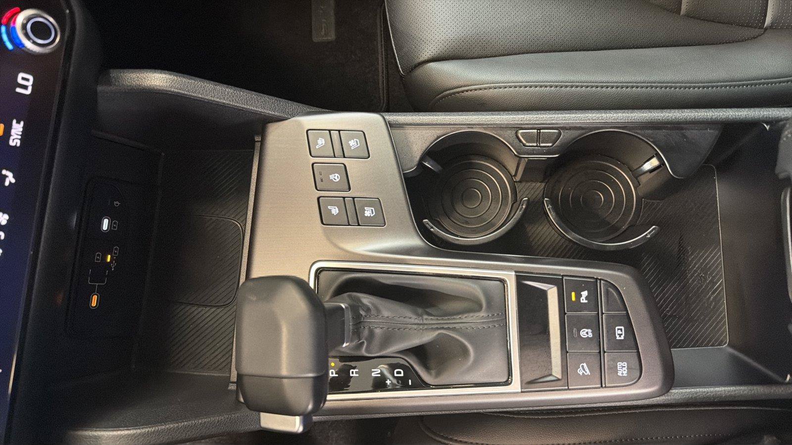 Used 2026 Kia Sportage SX FWD image 19