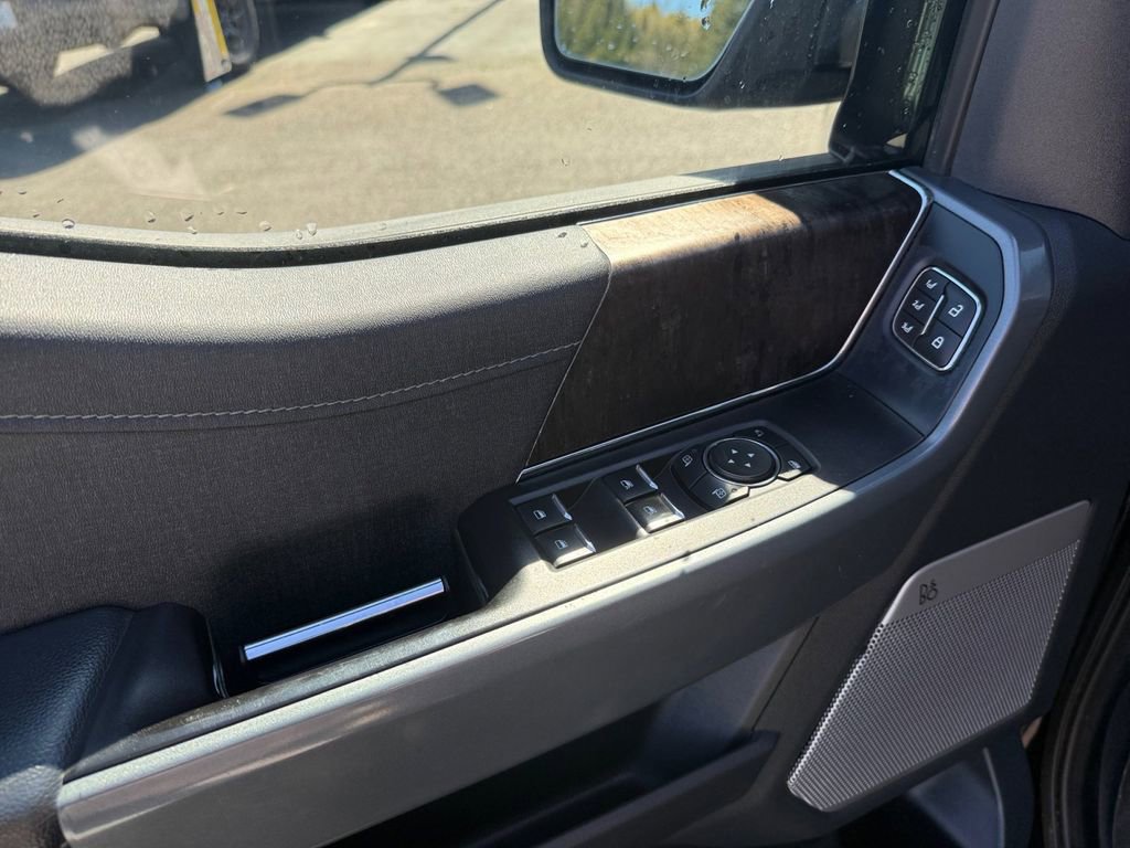 Used 2021 Ford F150 Lariat w/ FX4 Off-Road Package image 11