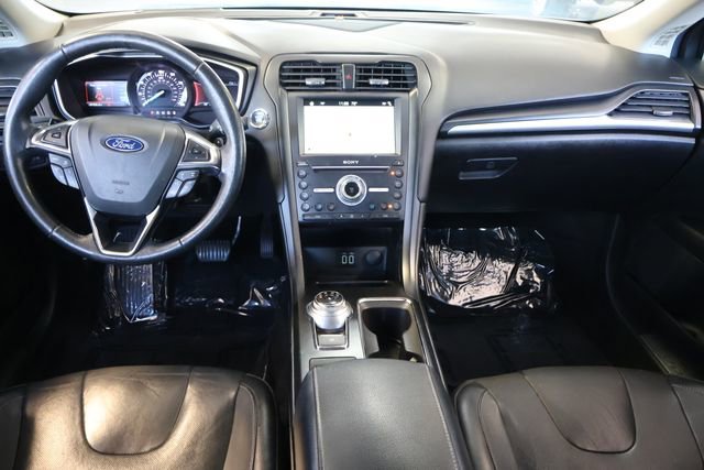 Used 2019 Ford Fusion Titanium AWD/4WD image 16