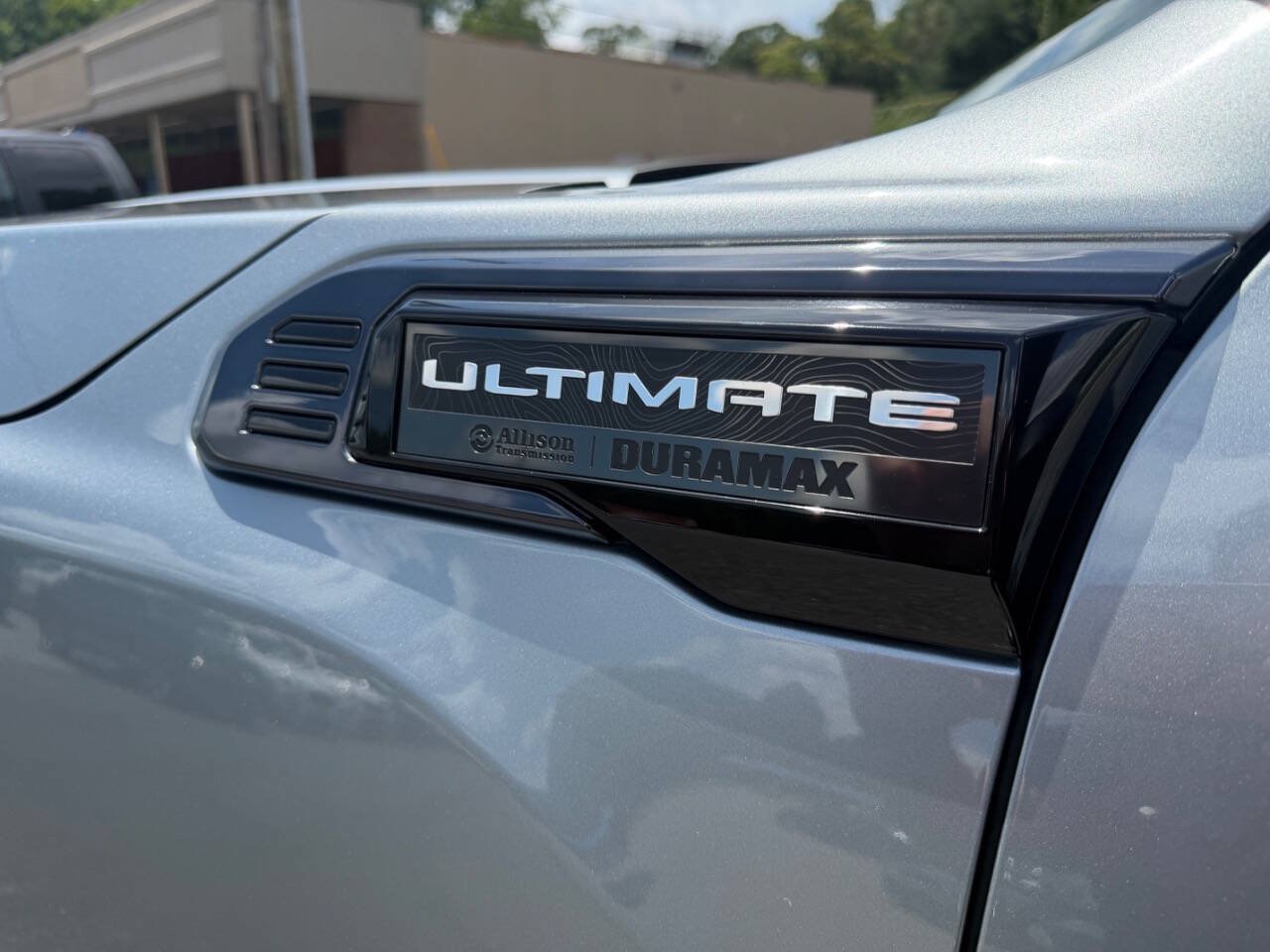 Used 2024 GMC Sierra 2500 Denali Ultimate AWD/4WD image 11