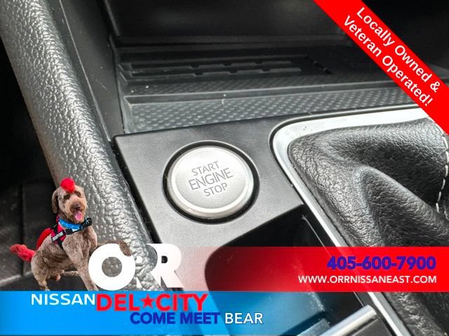 Used 2025 Volkswagen Jetta SE FWD image 27
