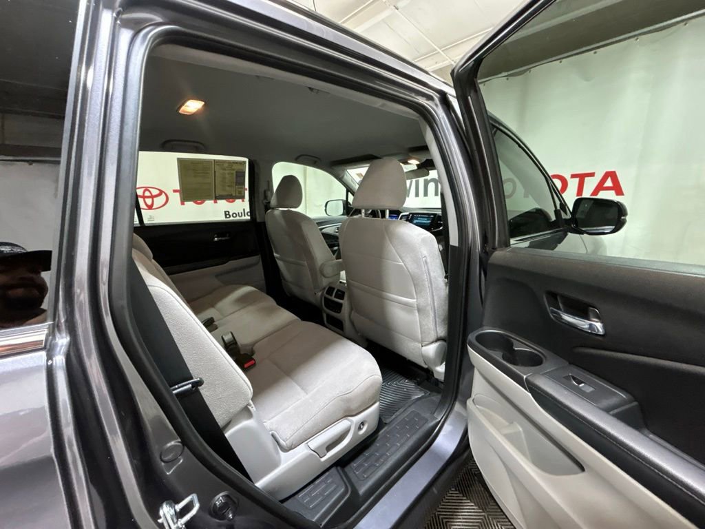 Used 2021 Honda Pilot EX image 15