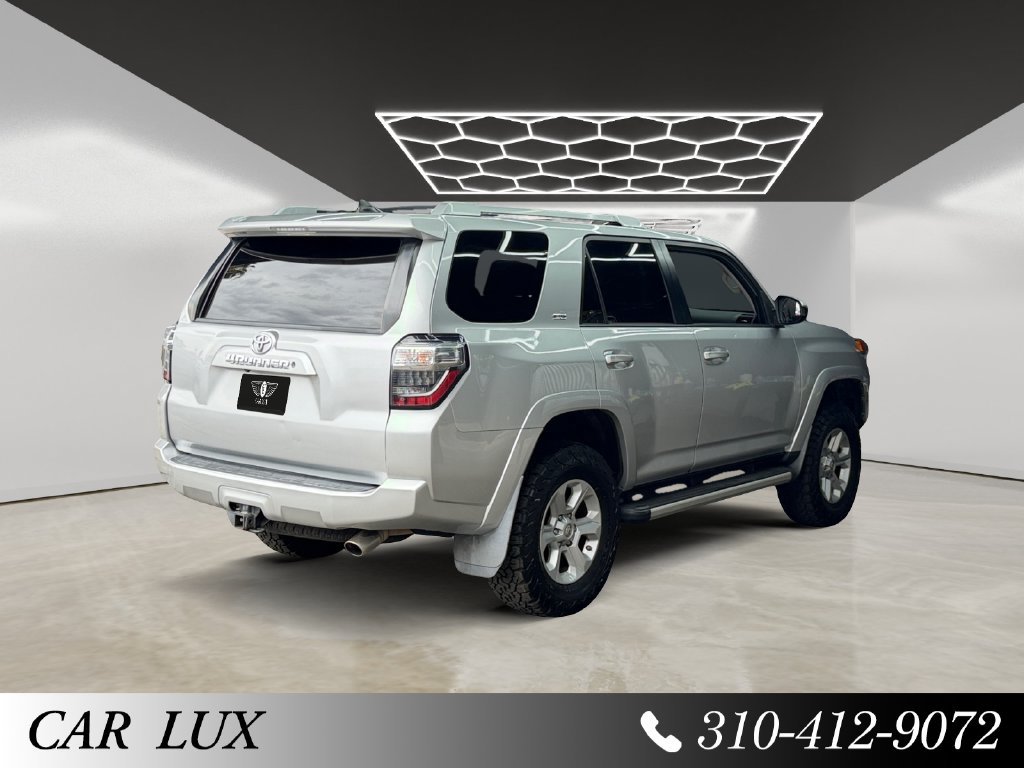 Used 2018 Toyota 4Runner SR5 w/ Convenience Package AWD/4WD image 5