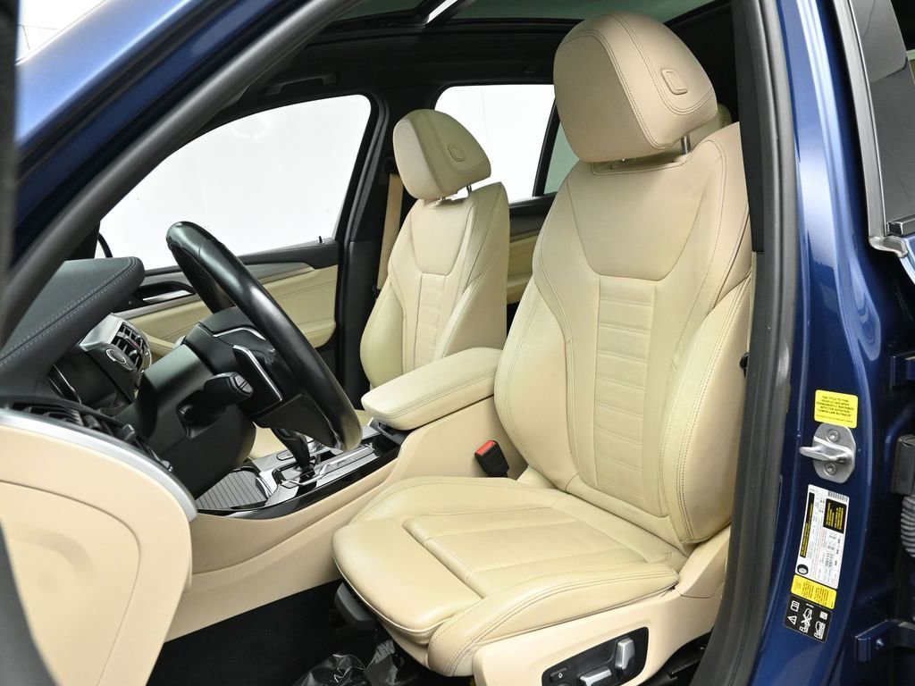 Used 2018 BMW X3 M40i image 13