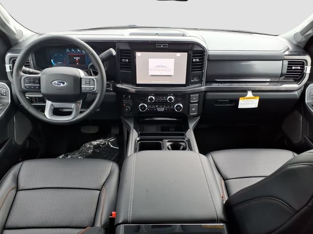 New 2026 Ford F550 4x4 Crew Cab image 7