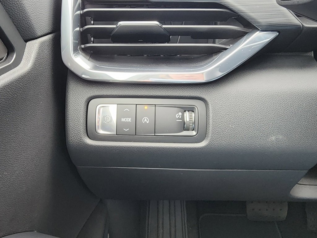 New 2026 GMC Acadia Elevation image 18