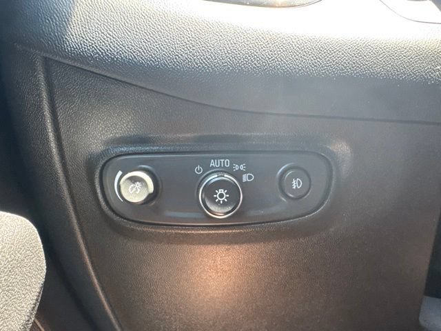 Used 2020 Chevrolet Equinox LT AWD/4WD image 25