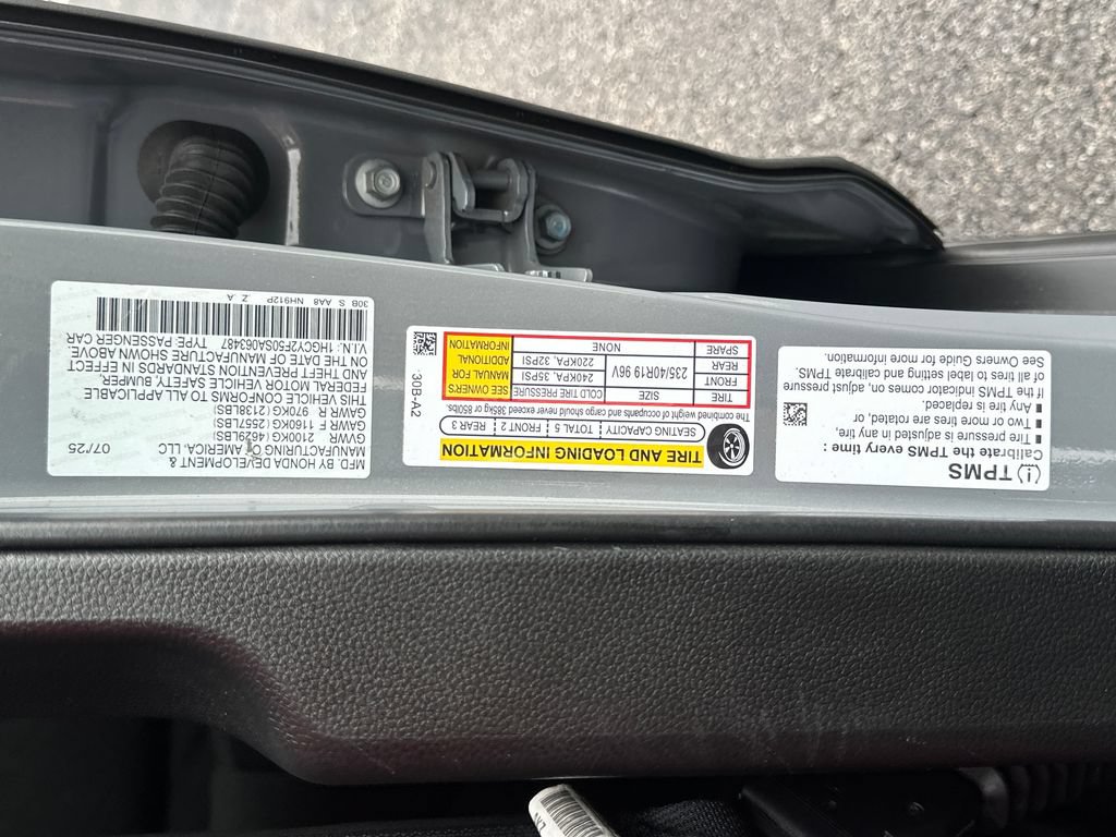 Used 2025 Honda Accord Sport image 32