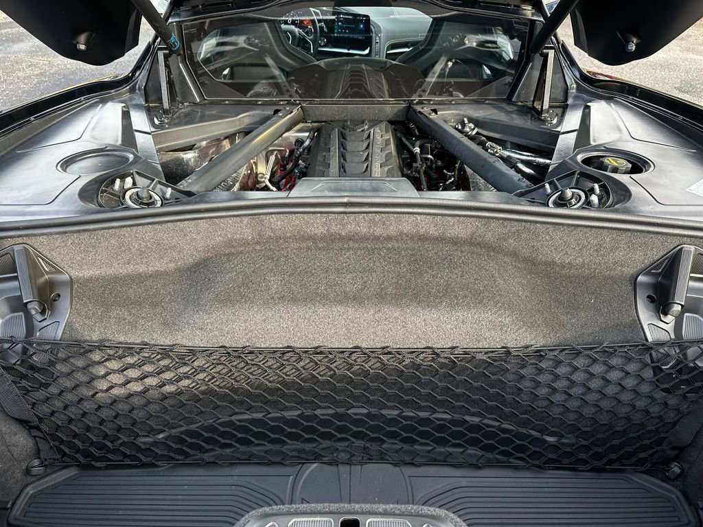 Used 2025 Chevrolet Corvette Stingray Preferred Cpe w/ 2LT image 38