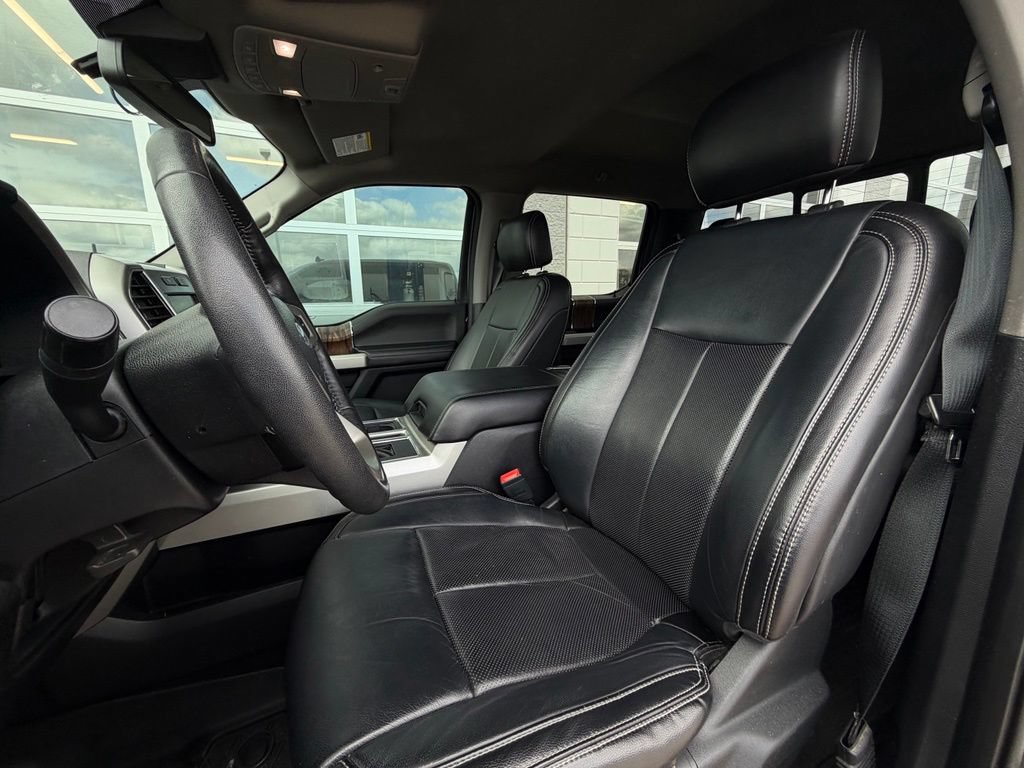 Used 2019 Ford F150 Lariat RWD image 6