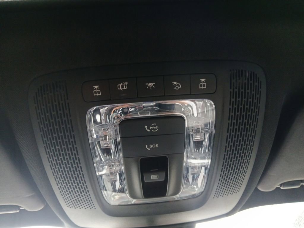 Used 2022 Mercedes-Benz GLB 35 AMG 4MATIC image 5