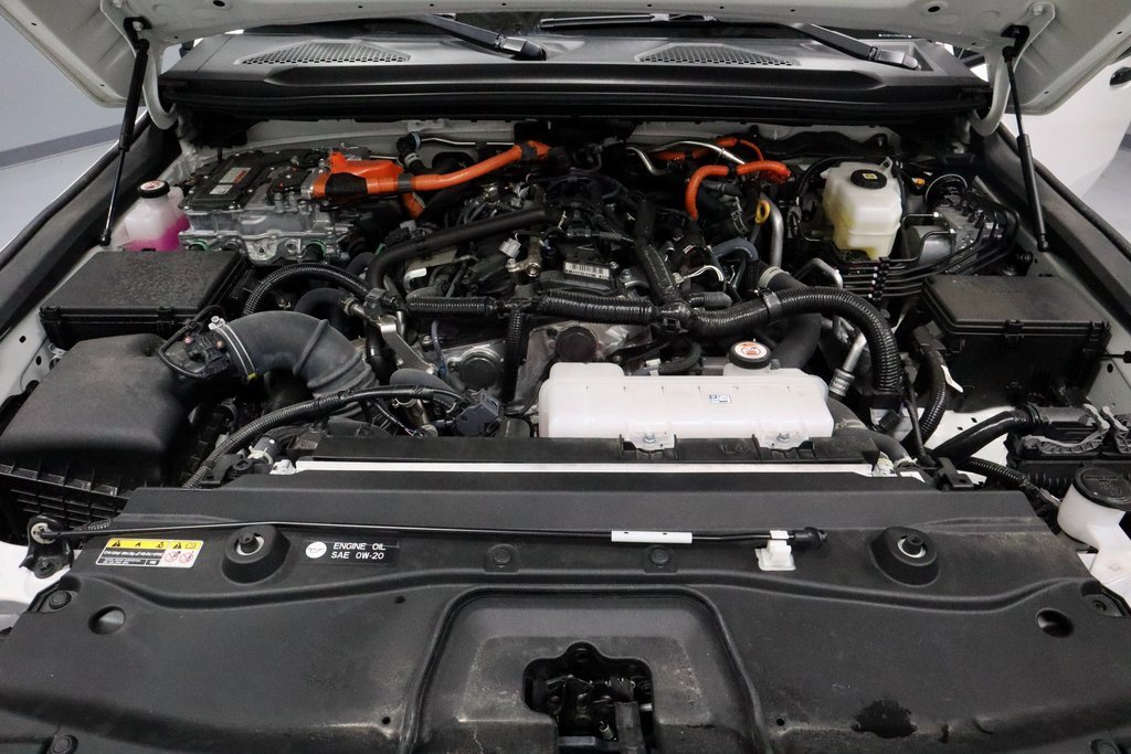 Used 2024 Toyota Land Cruiser image 16