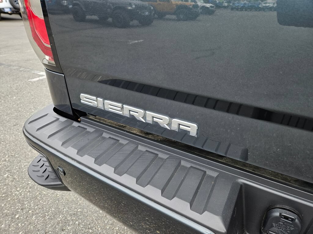 Used 2017 GMC Sierra 1500 Denali AWD/4WD image 11