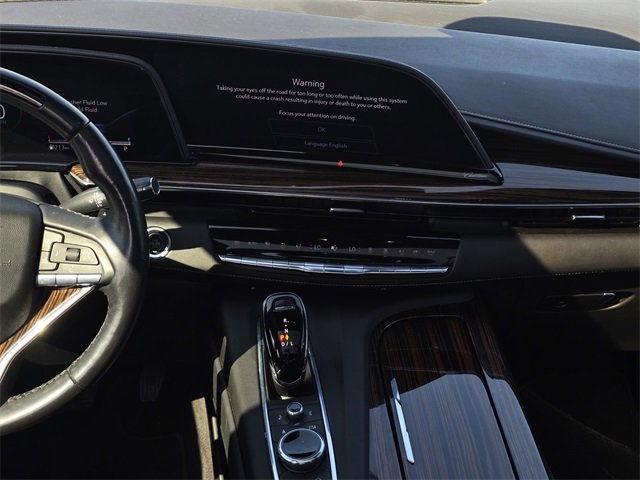 Used 2023 Cadillac Escalade Premium Luxury image 14