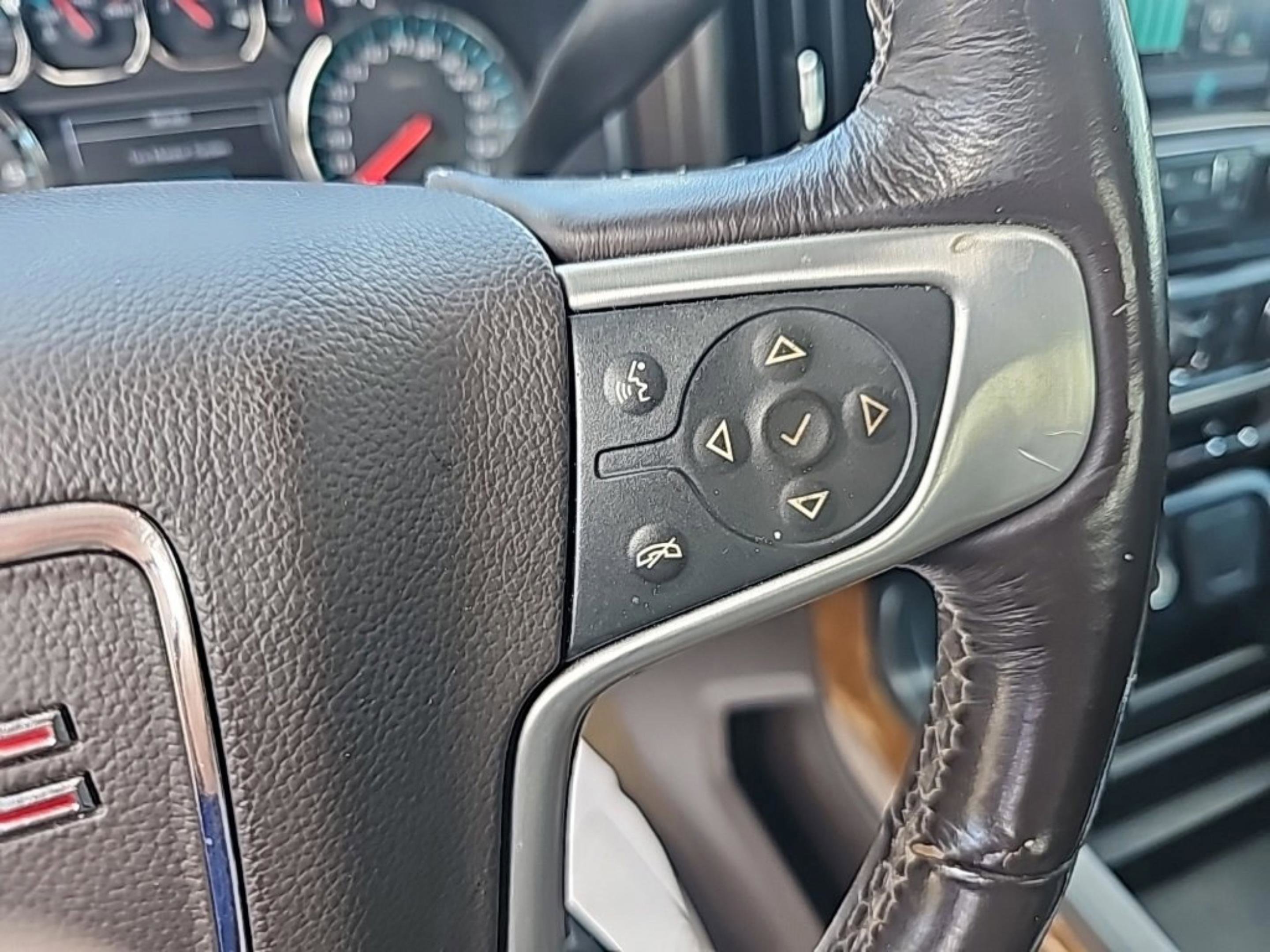 Used 2018 GMC Sierra 1500 SLT w/ Enhanced Driver Alert Package image 19