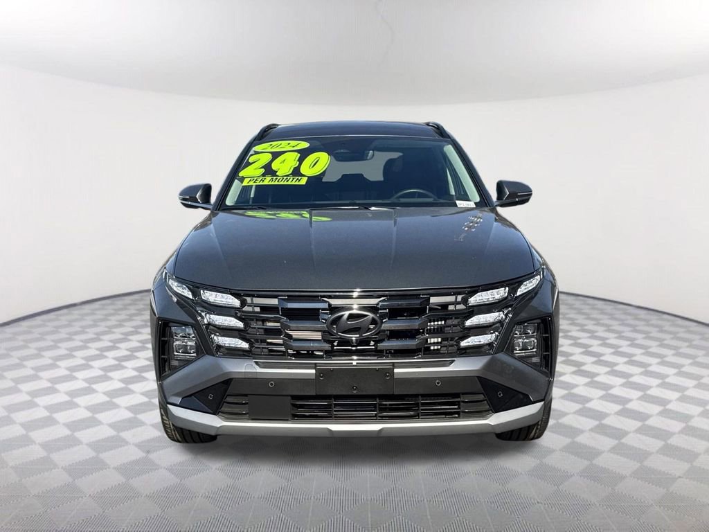 Used 2025 Hyundai Tucson Limited image 2
