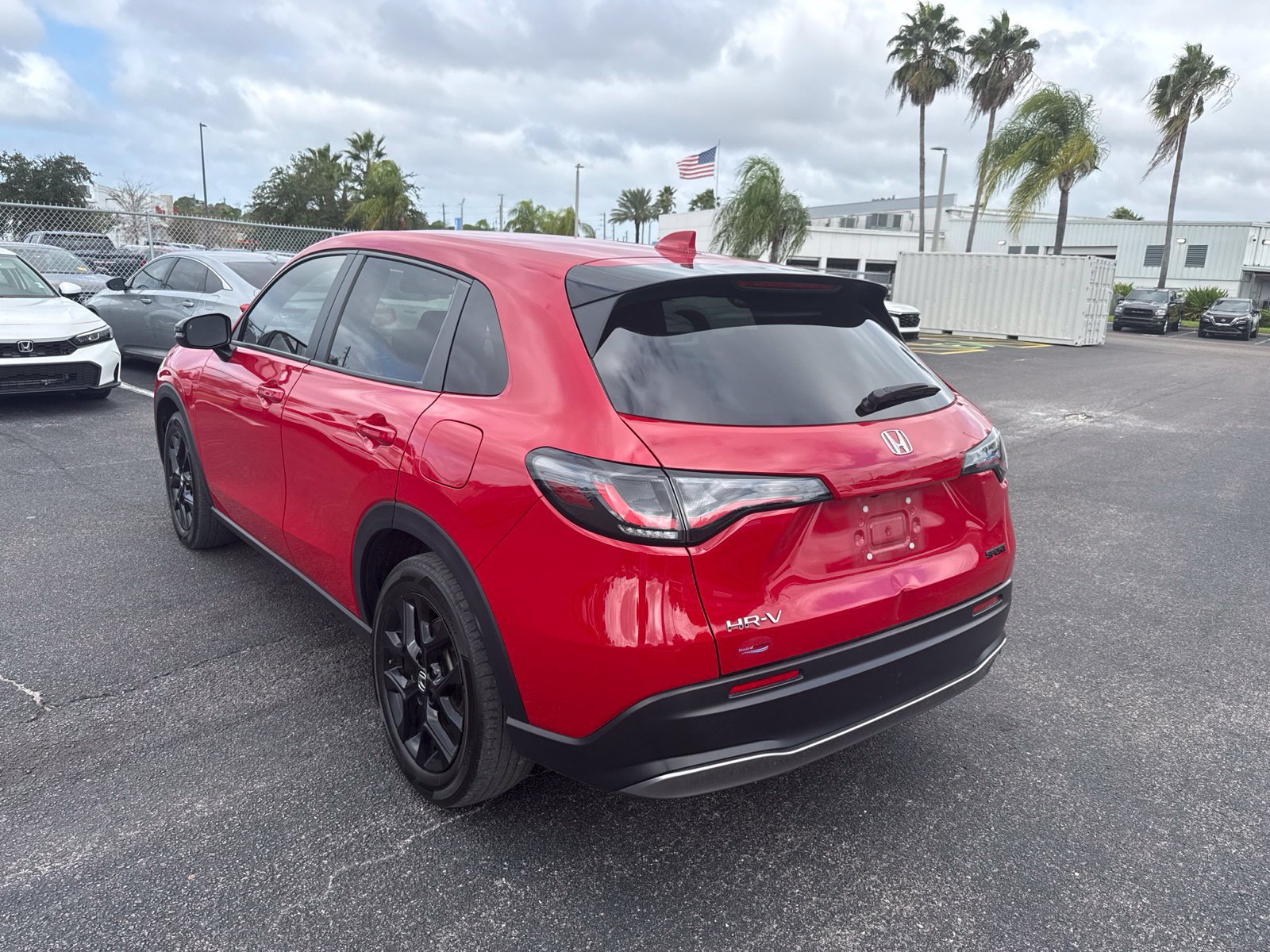 Used 2025 Honda HR-V Sport image 5
