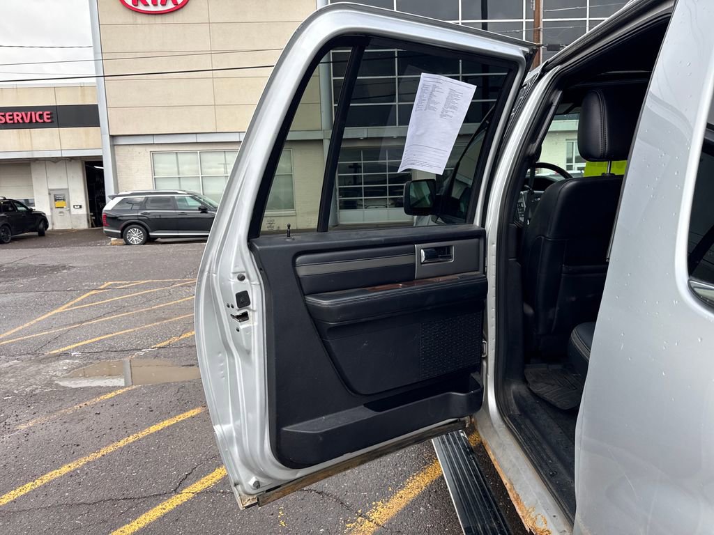 Used 2017 Ford Expedition Max Platinum image 34