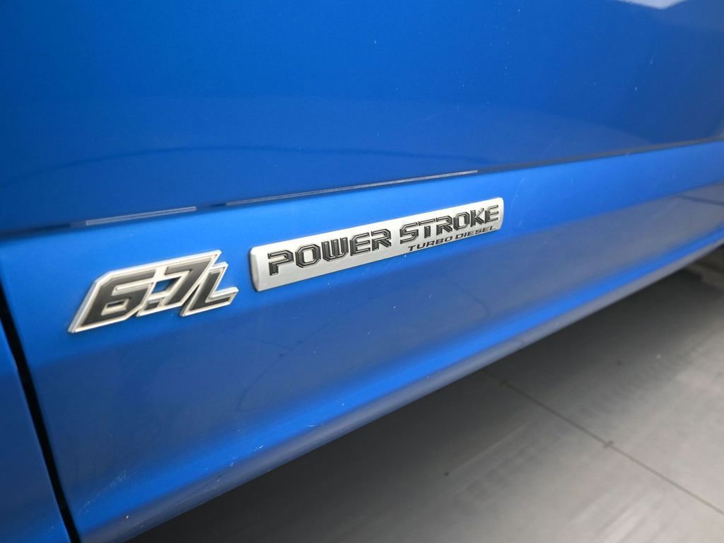 Used 2020 Ford F250 Platinum w/ FX4 Off-Road Package AWD/4WD image 17