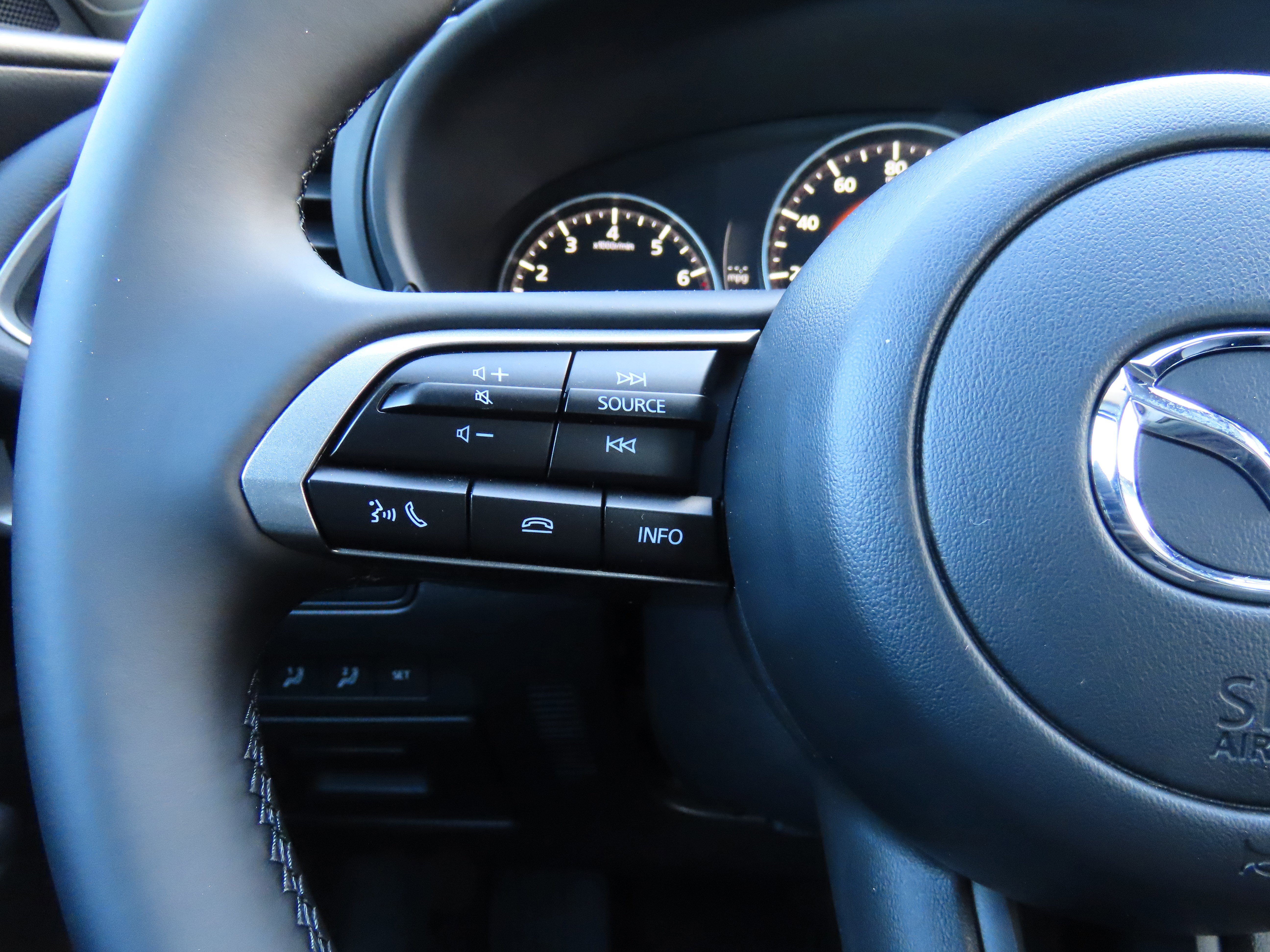 New 2026 MAZDA MAZDA3 2.5 S Sedan w/ Preferred Pkg image 32