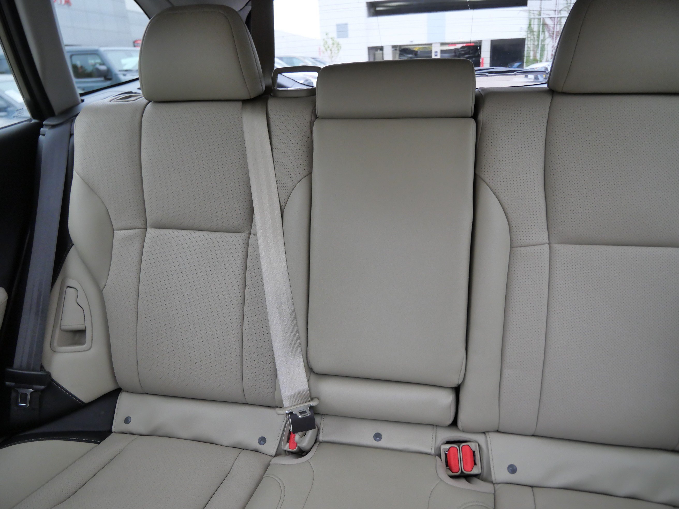 Used 2021 Subaru Outback Limited AWD/4WD image 13