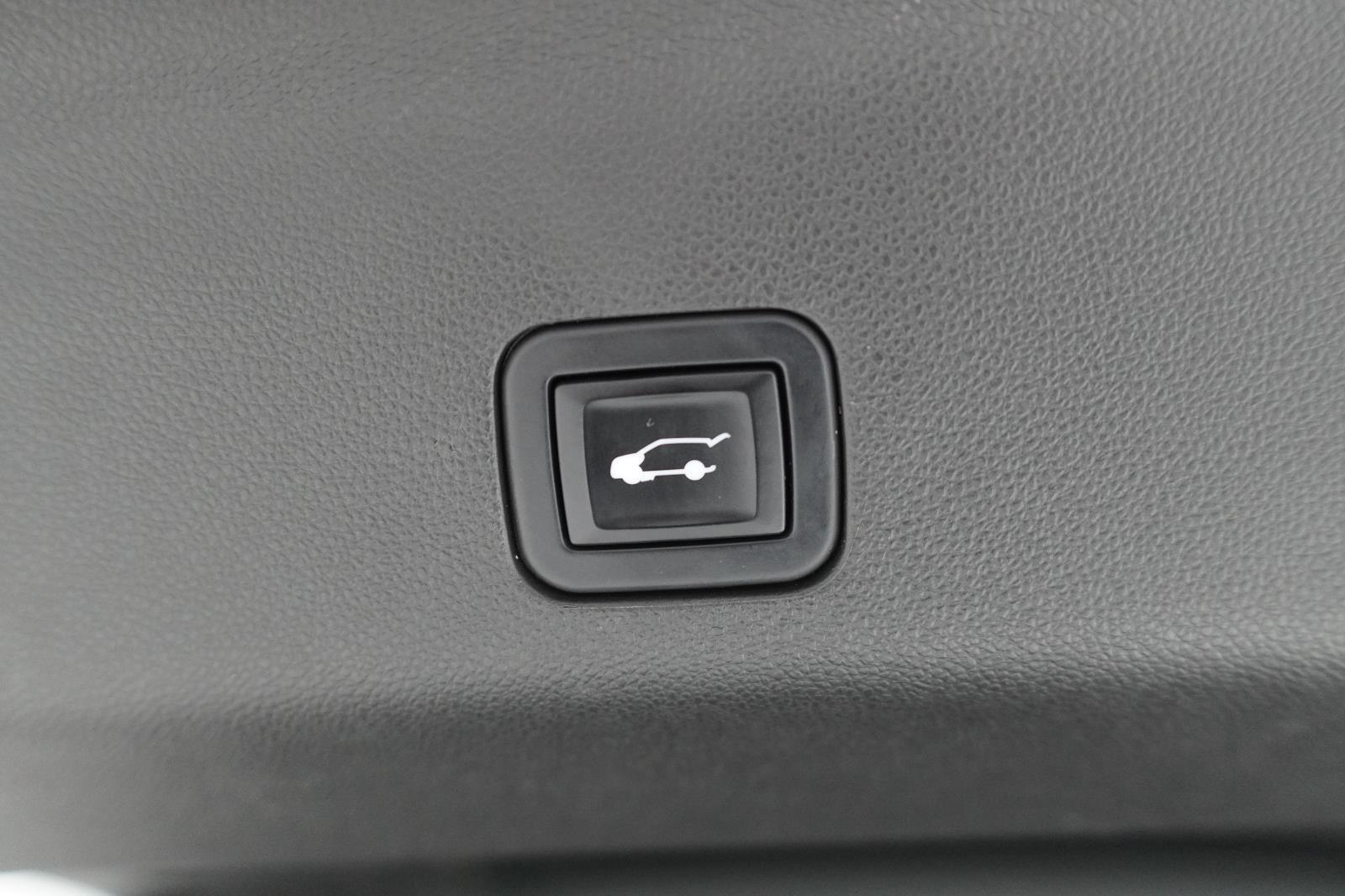 Used 2022 Chevrolet Tahoe LT RWD image 7