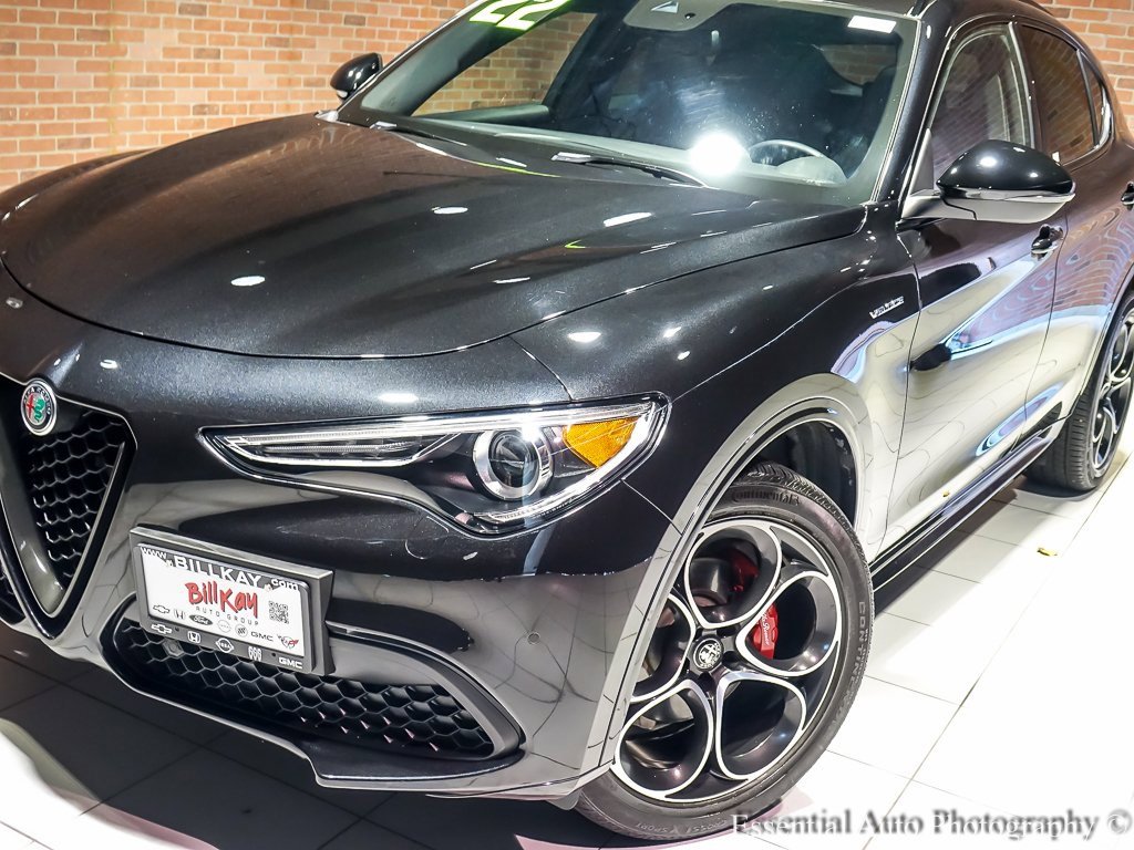 Used 2022 Alfa Romeo Stelvio Veloce image 5