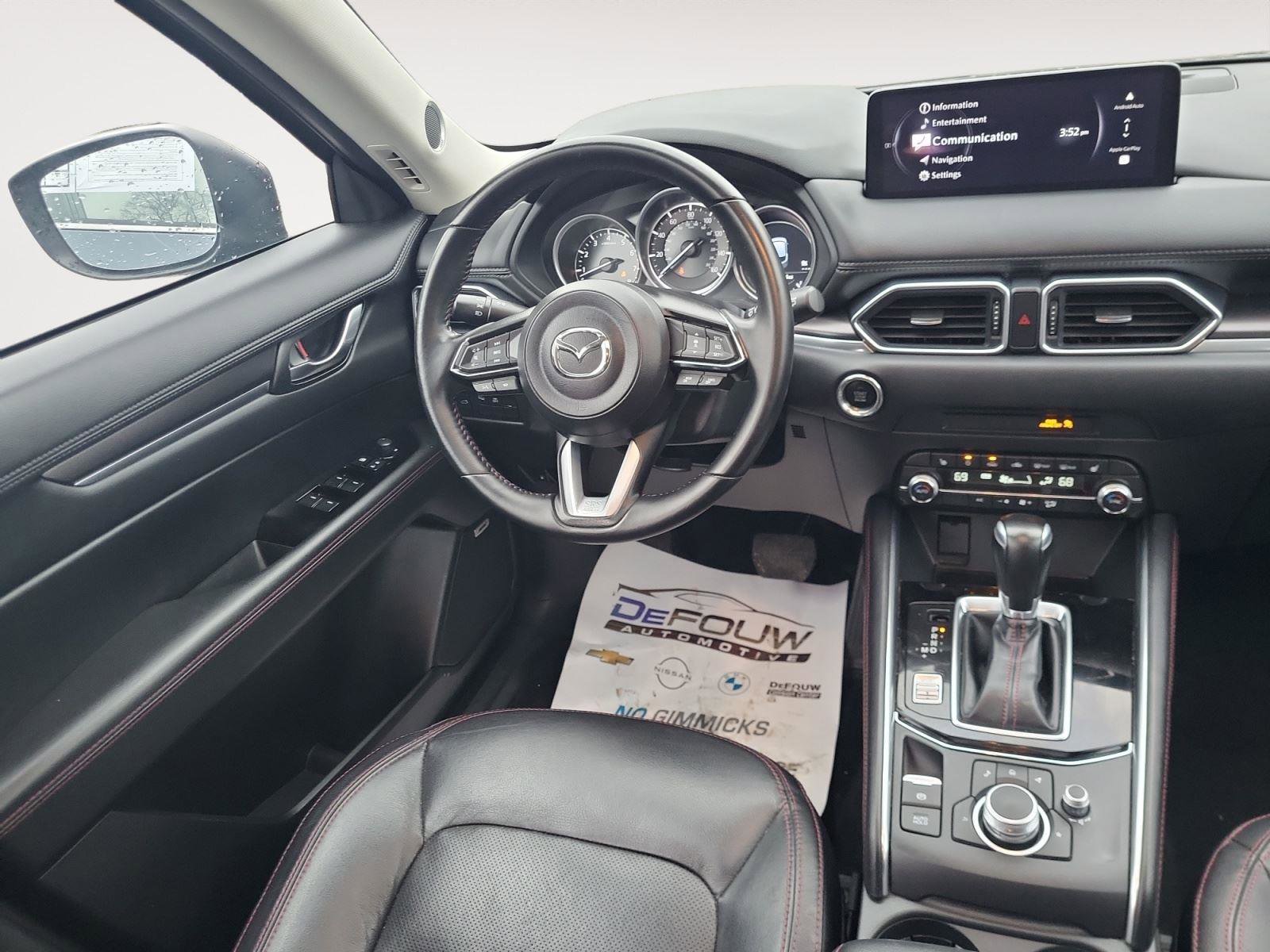 Used 2024 MAZDA CX-5 Carbon Edition image 11