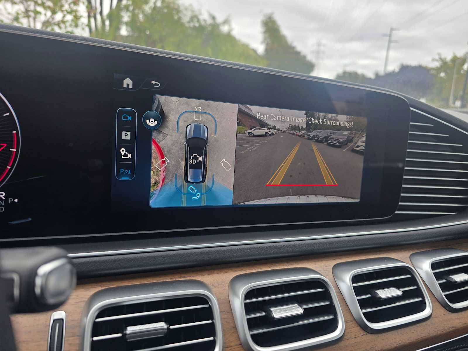New 2026 Mercedes-Benz GLS 580 4MATIC image 29