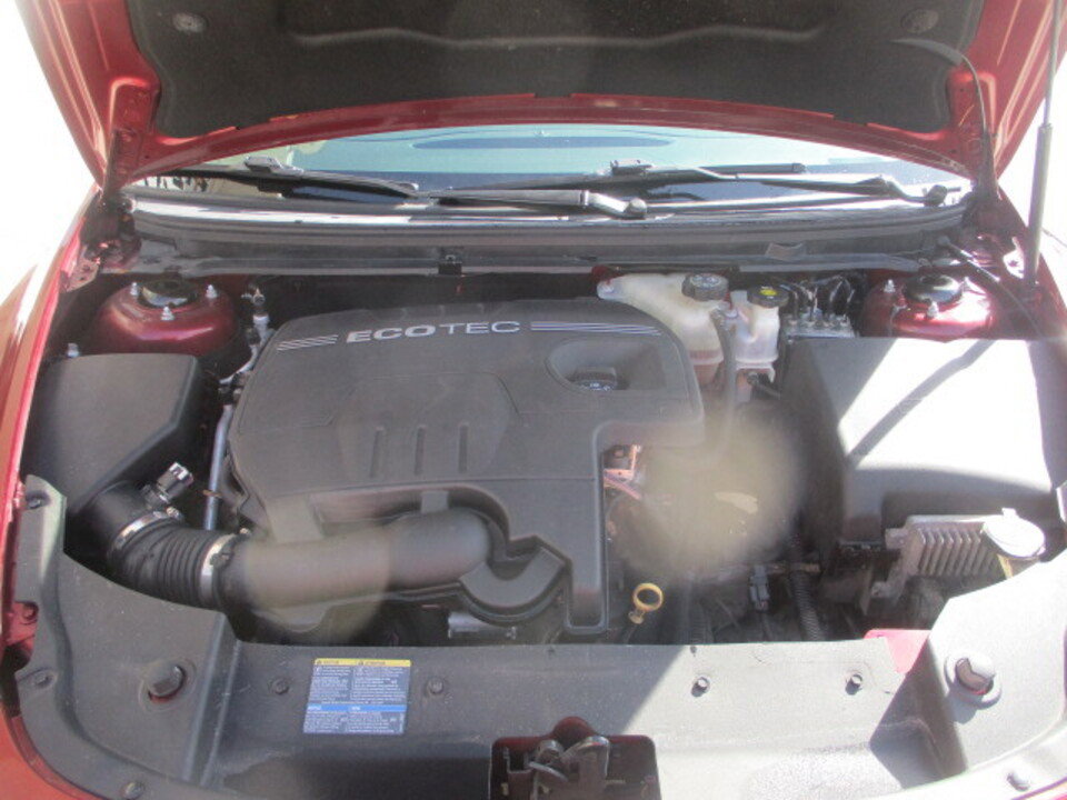 Used 2010 Chevrolet Malibu LT image 4