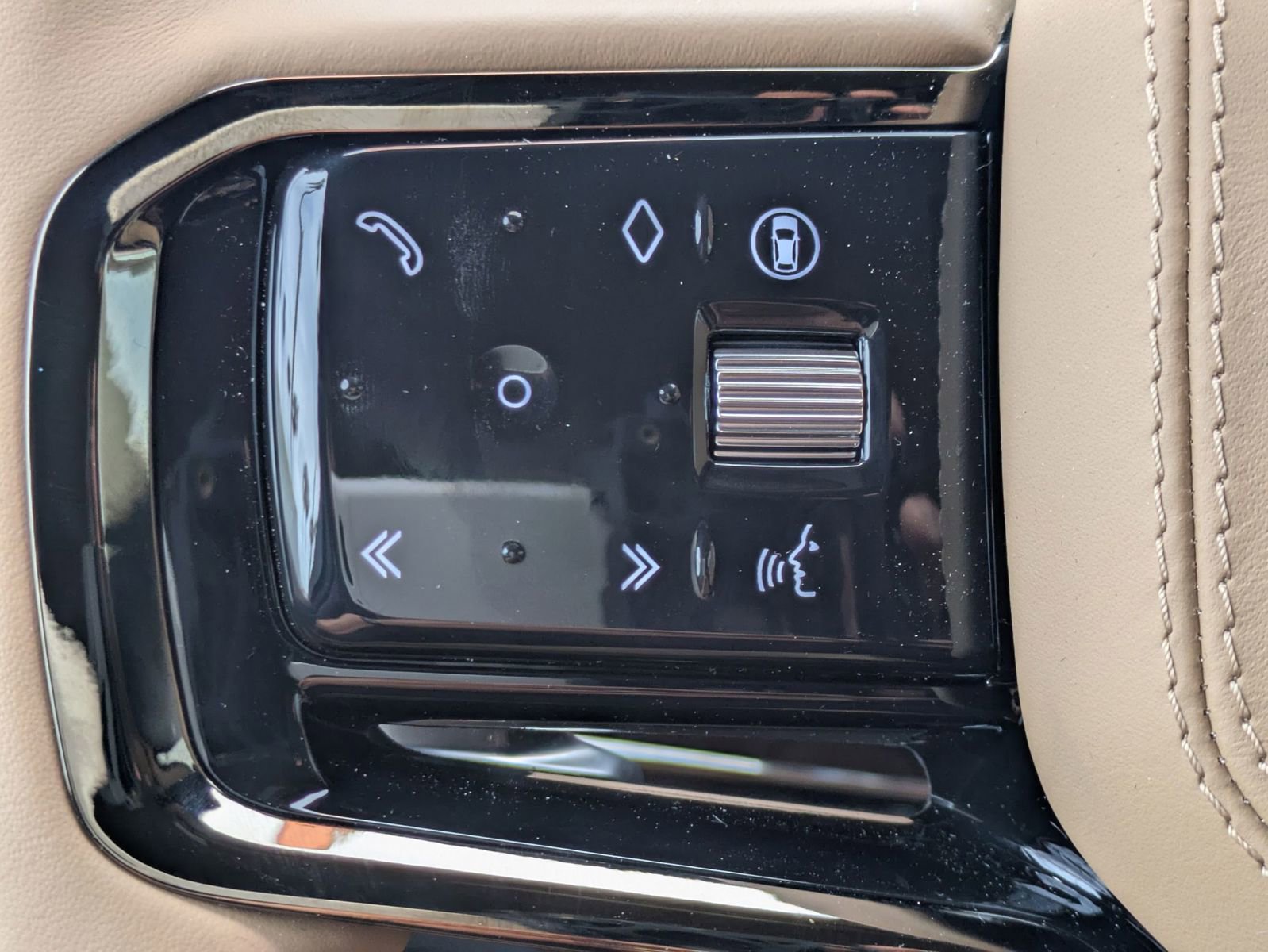 New 2026 Land Rover Range Rover Sport Dynamic SE image 17