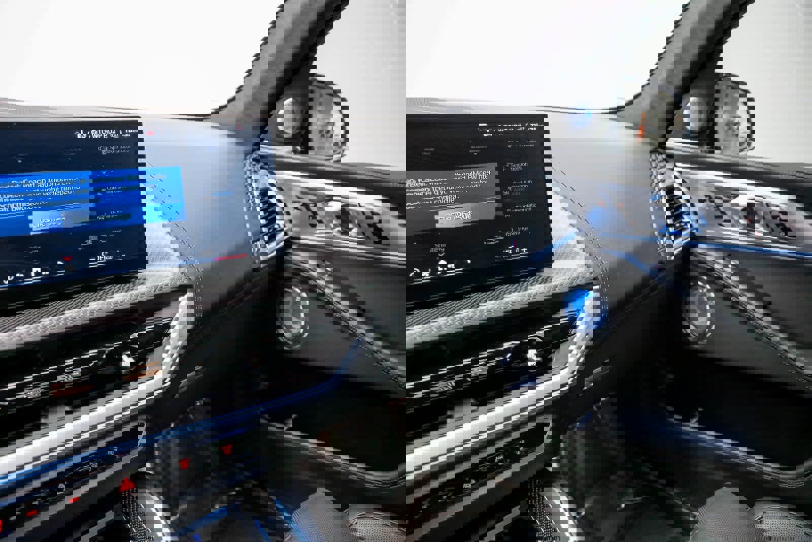 Used 2024 BMW XM image 41