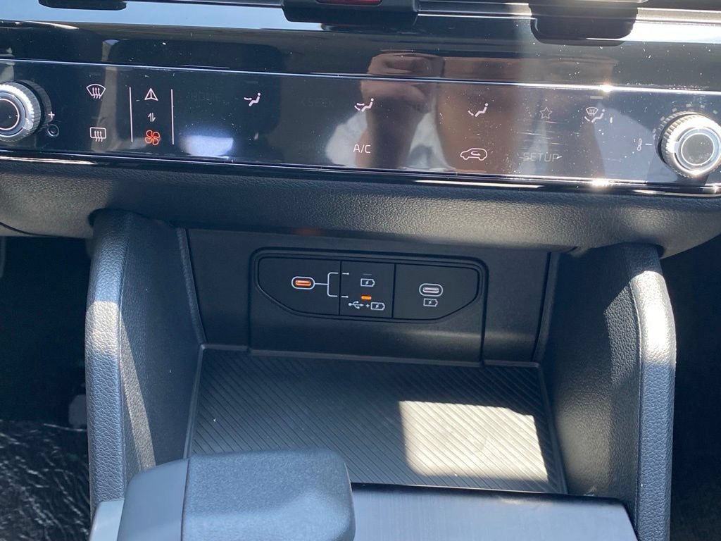 New 2026 Kia Sportage LX FWD image 18