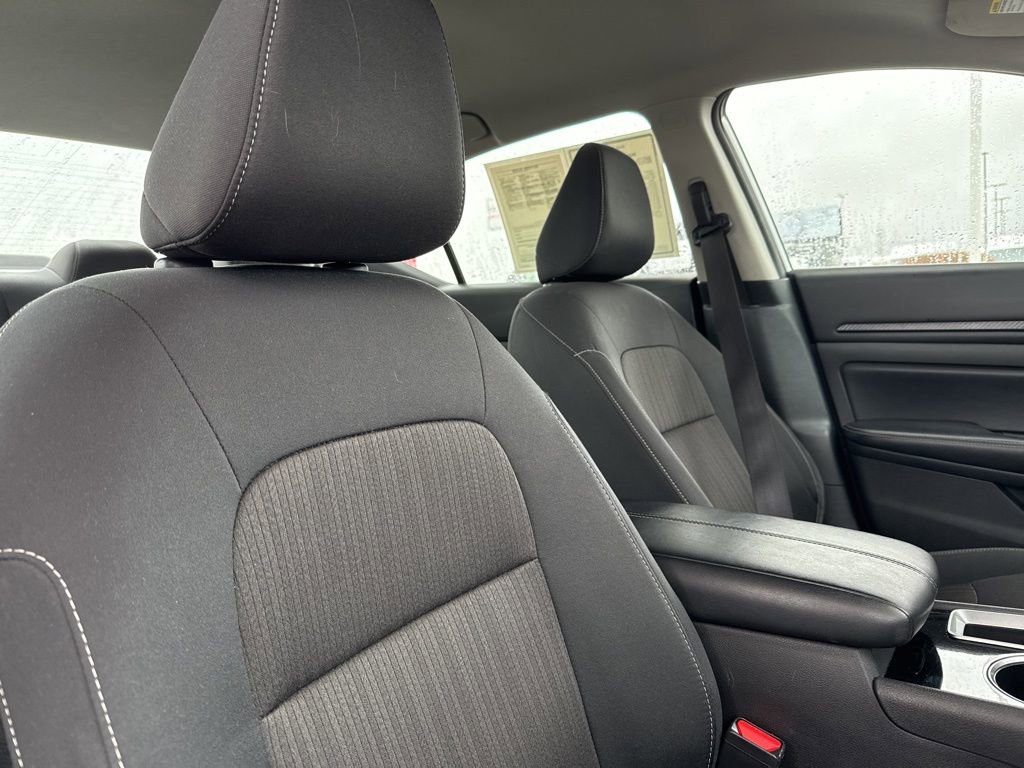 Used 2024 Nissan Altima 2.5 SV image 27