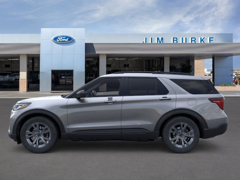 New 2026 Ford Explorer Active w/ Active Comfort Package image 3