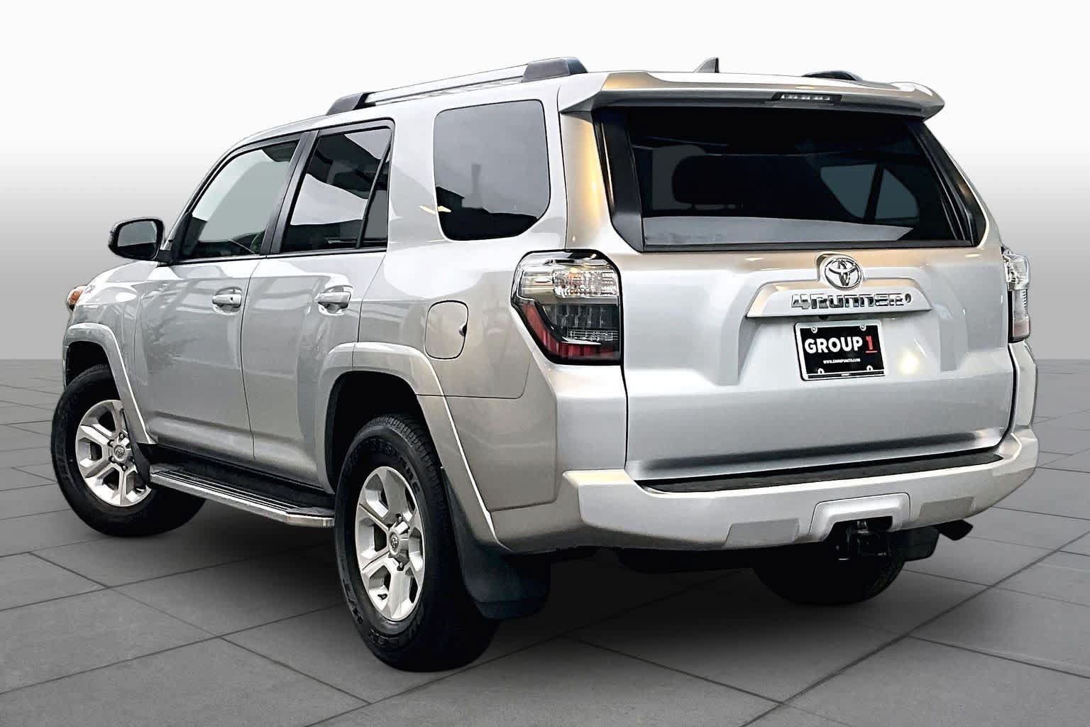 Used 2019 Toyota 4Runner SR5 Premium RWD image 11