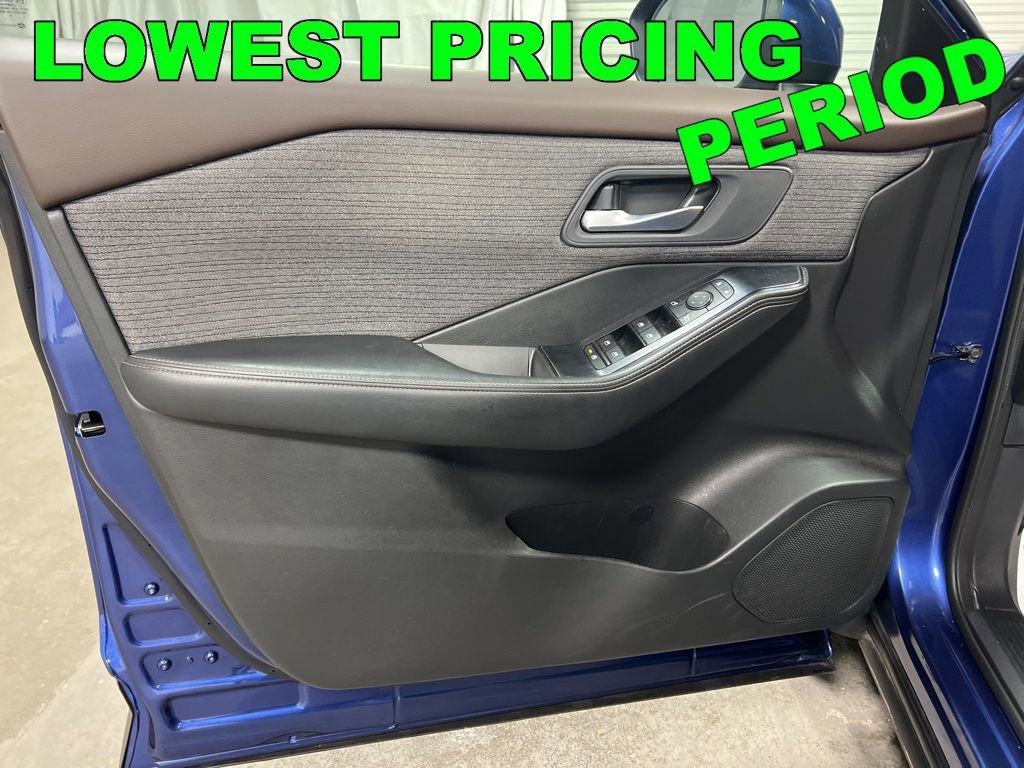 Used 2022 Nissan Rogue SV image 20