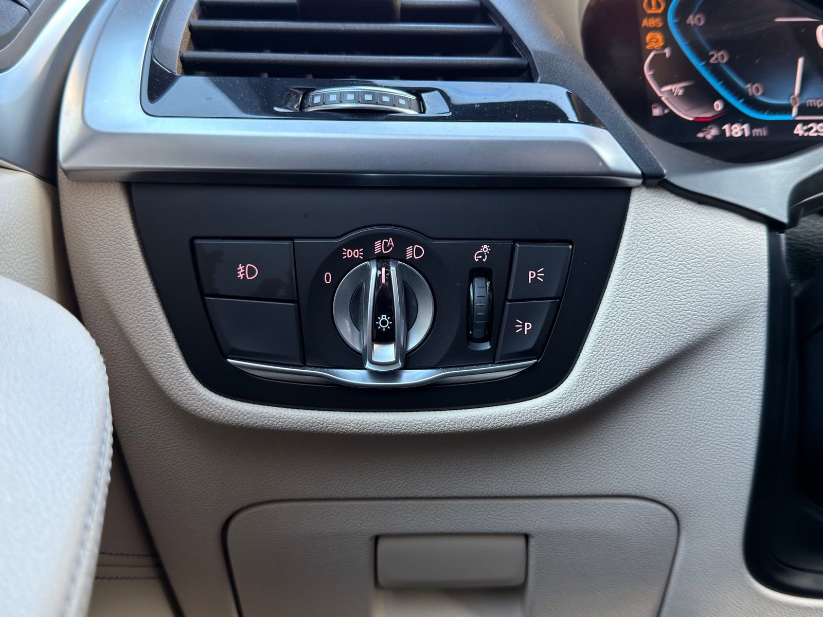 Used 2021 BMW X3 xDrive30e w/ Premium Package image 24