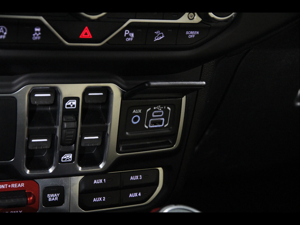 Used 2019 Jeep Wrangler Unlimited Rubicon w/ Advanced Safety Group image 17