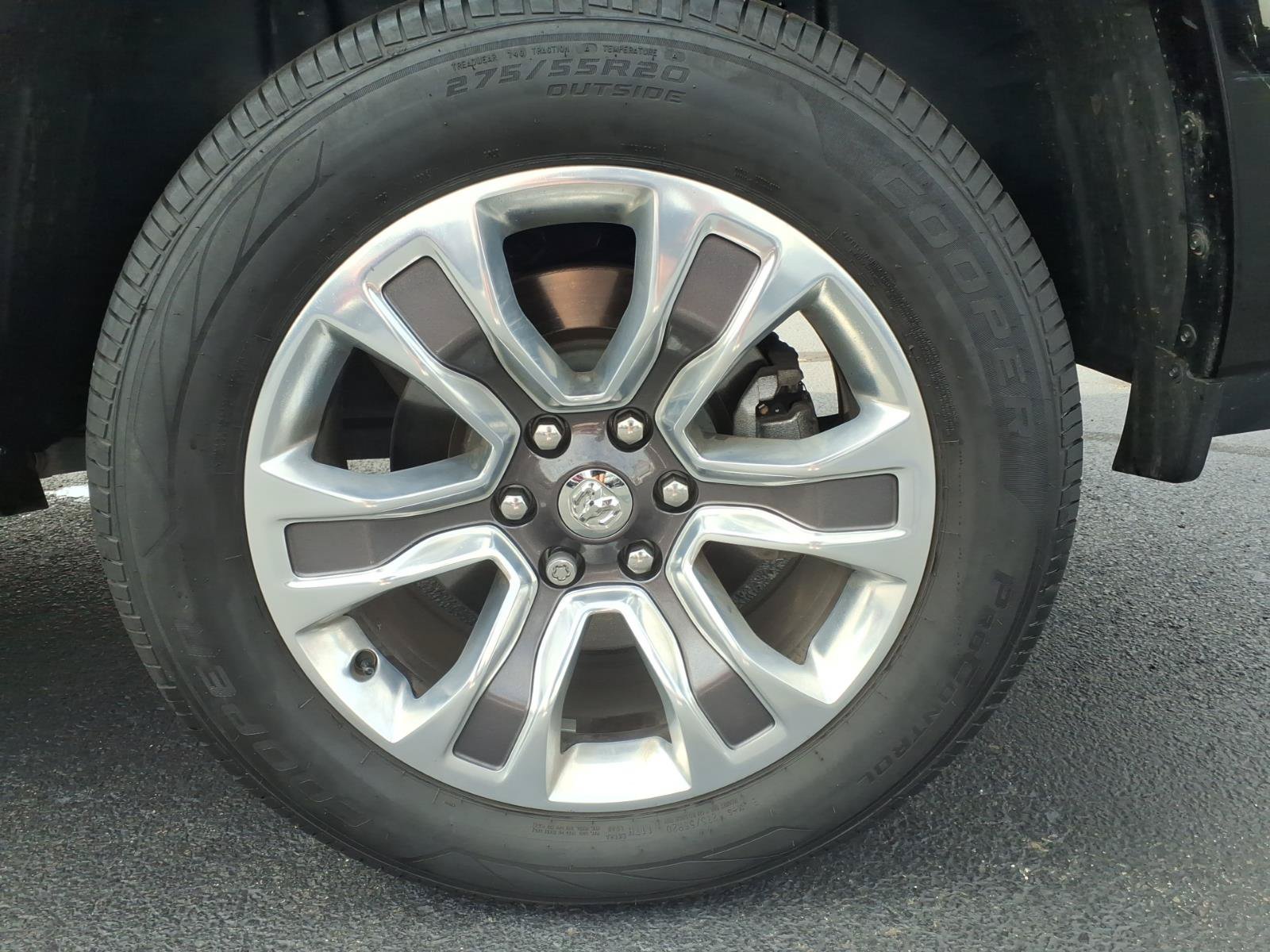 Used 2024 RAM 1500 Limited AWD/4WD image 4