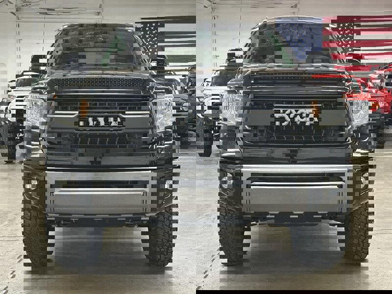 Used 2016 Toyota Tundra 1794 Edition image 7