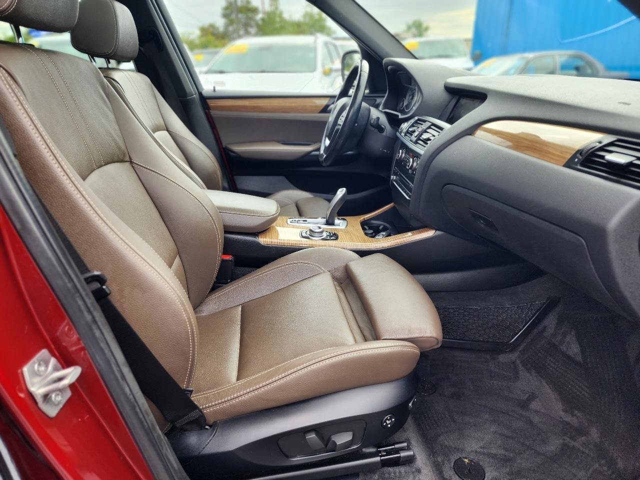 Used 2013 BMW X3 xDrive28i AWD/4WD image 31