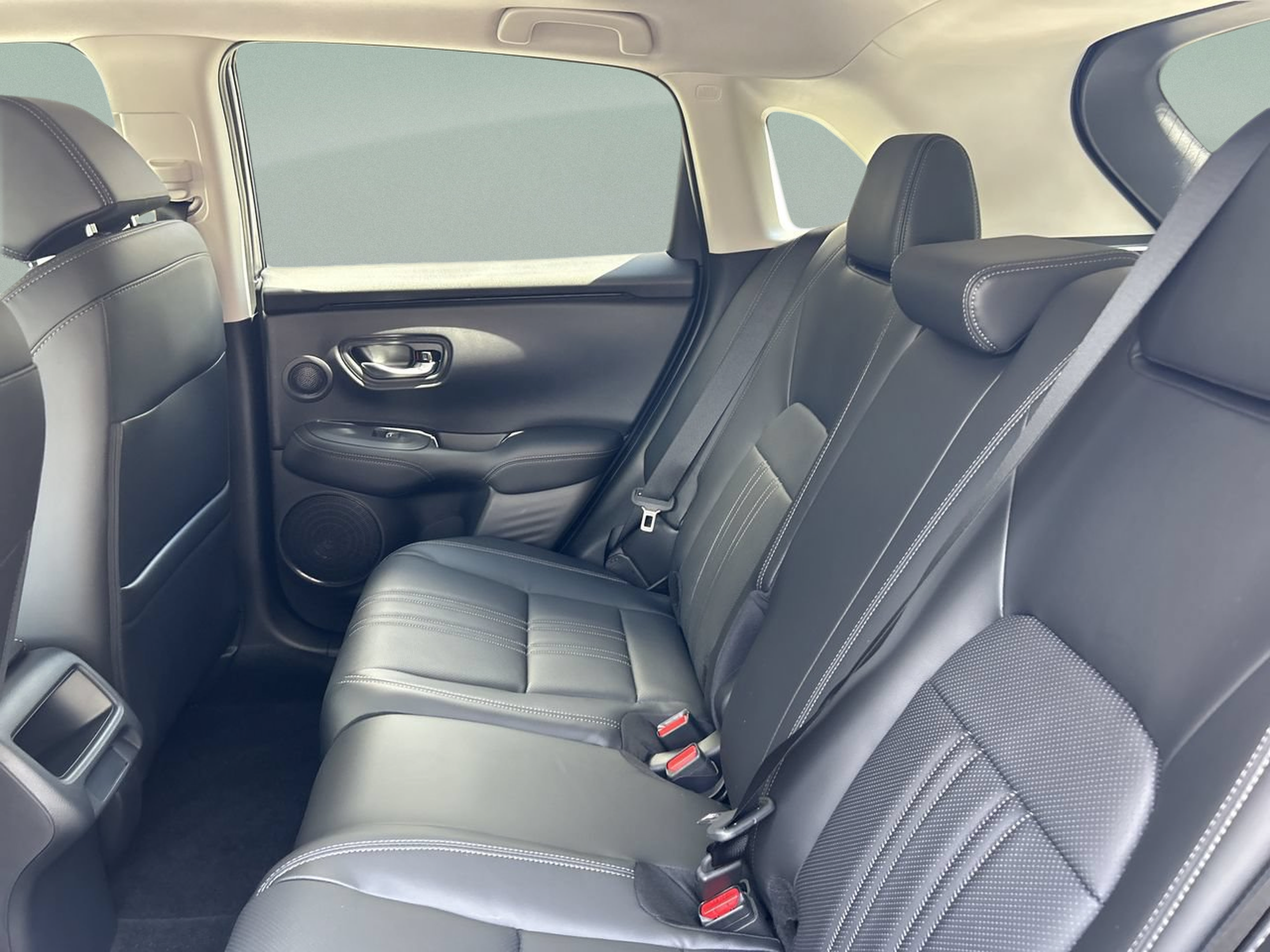 Certified 2024 Honda HR-V EX-L image 18