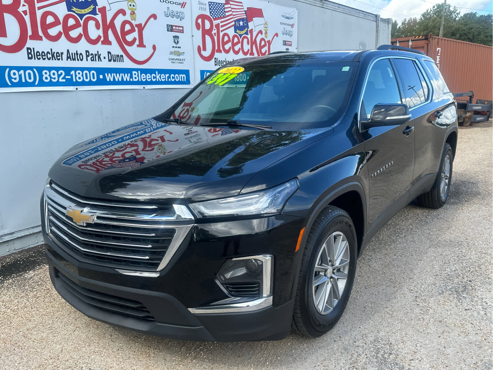 Used 2022 Chevrolet Traverse LT image 6
