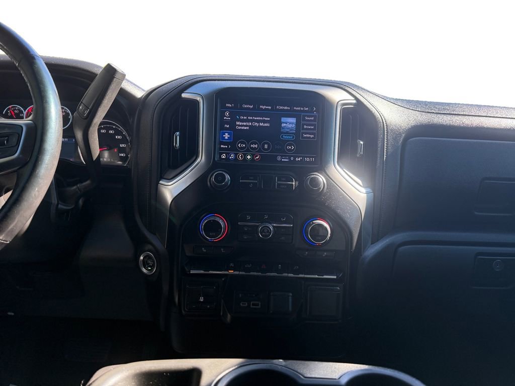 Used 2021 Chevrolet Silverado 1500 LT w/ Convenience Package II image 11