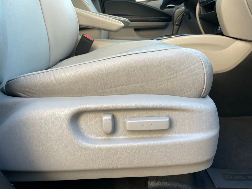 Used 2017 Honda Pilot EX-L image 31